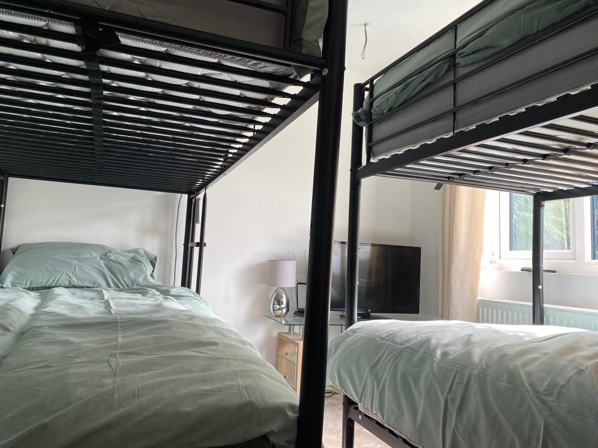 Freedom Hostel Radcliffe Екстер'єр фото