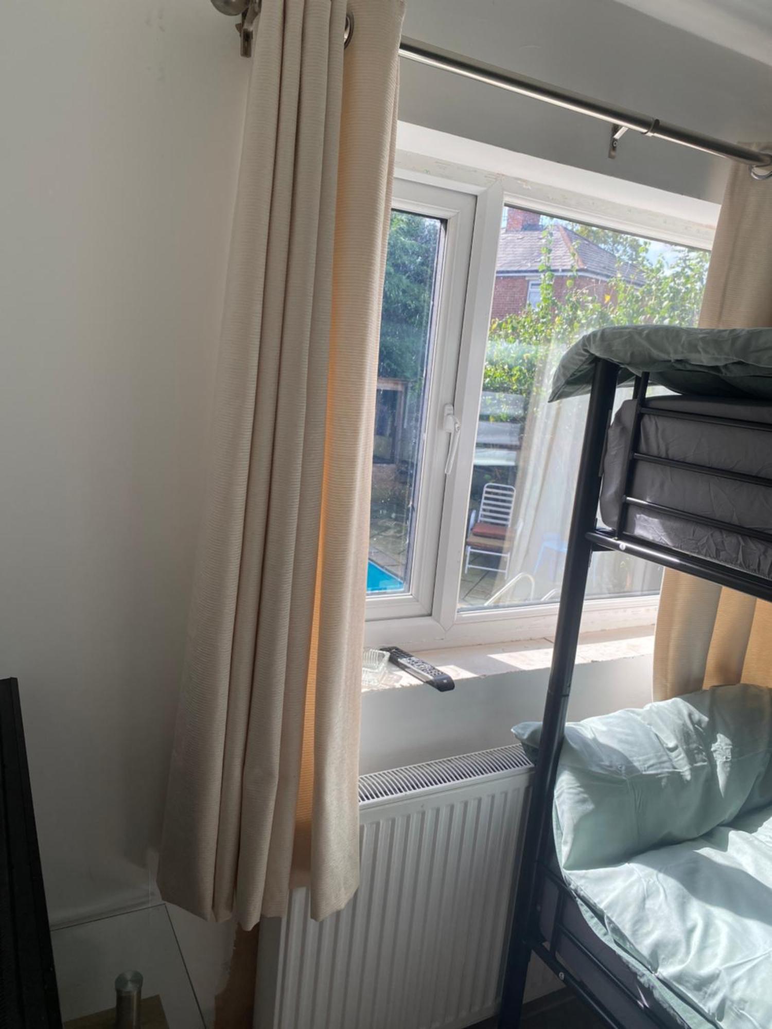Freedom Hostel Radcliffe Екстер'єр фото