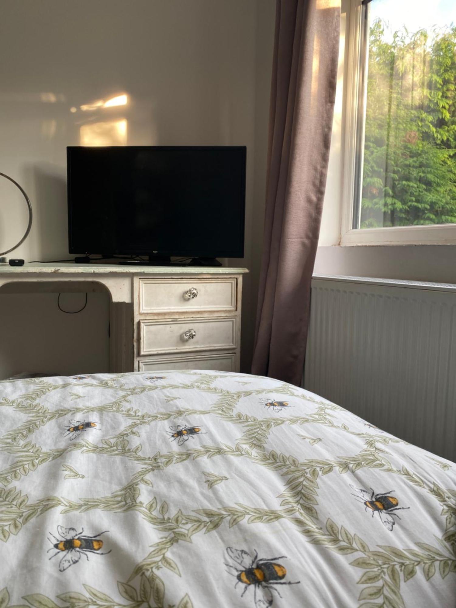 Freedom Hostel Radcliffe Екстер'єр фото